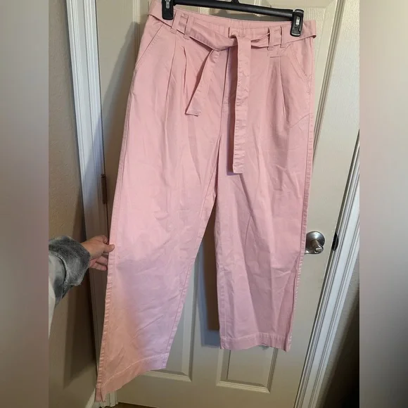 Time and Tru Wide Leg Relaxed Fit w Soft Tie Waist Cropped Pants, Light Pink, 12 - Picture 2 of 7